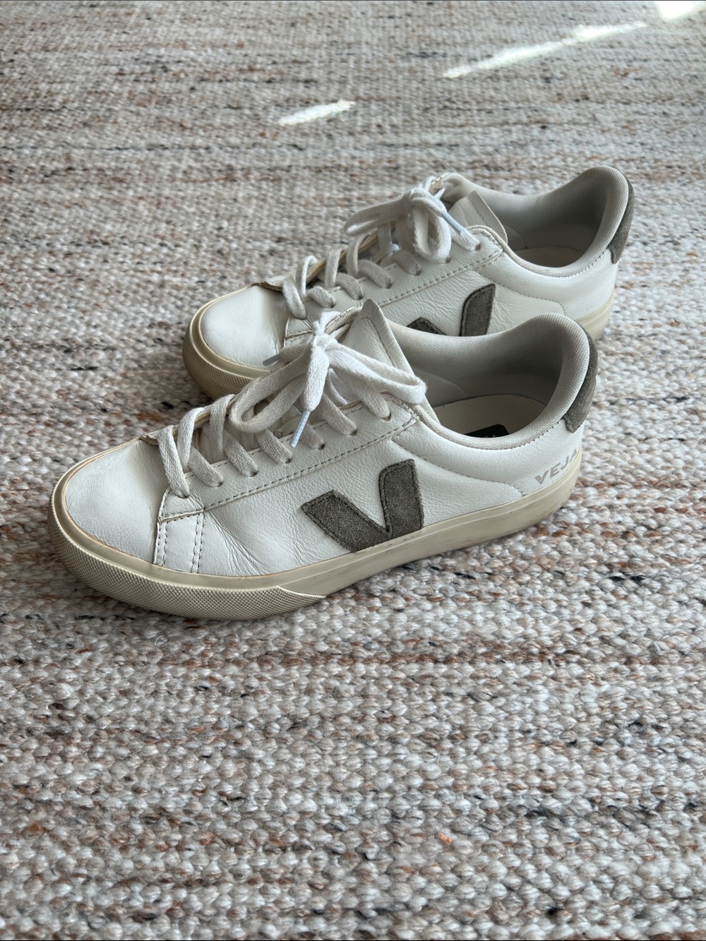 Women’s Veja Campo Sneaker